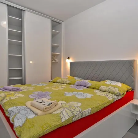 Fuer 4 Personen Ca 55 Qm In Banjole, Istrien Istrische Riviera Apartment *